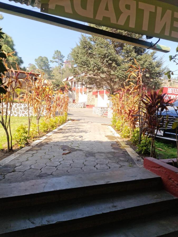 Hotel Kasa Kamelot Las Rosas Quetzaltenango Exteriér fotografie